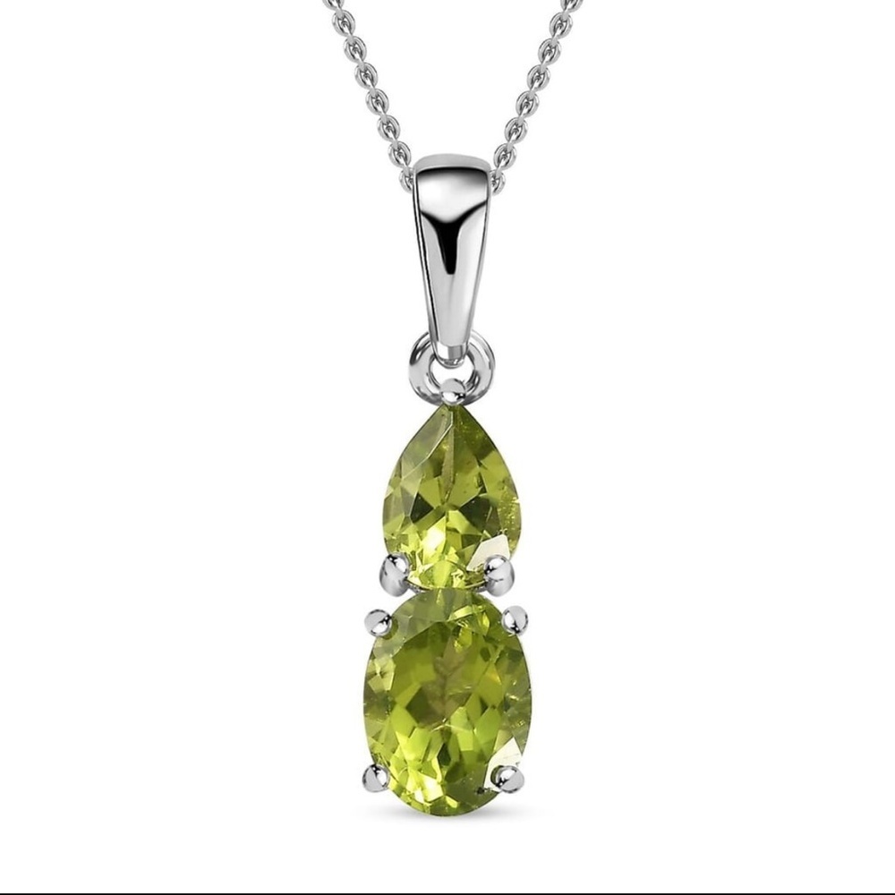 Sterling Silver and Peridot Green Gemstone Ring - Picture 12 of 14